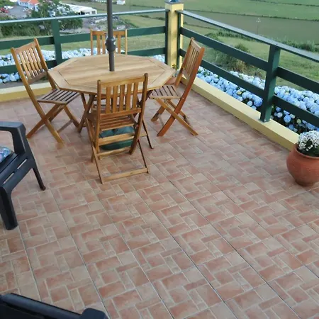 Apartment T2 Mountain And Sea Views *